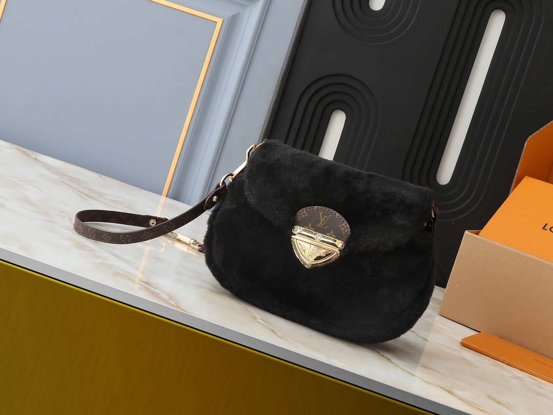 LV Classic Handbag Monogram Canvas Adjustable Strap Luxury High End Fashion
